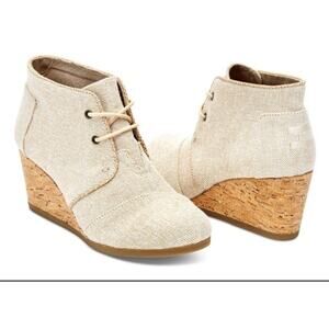 NWOT Toms Desert Wedge Booties - 9.5